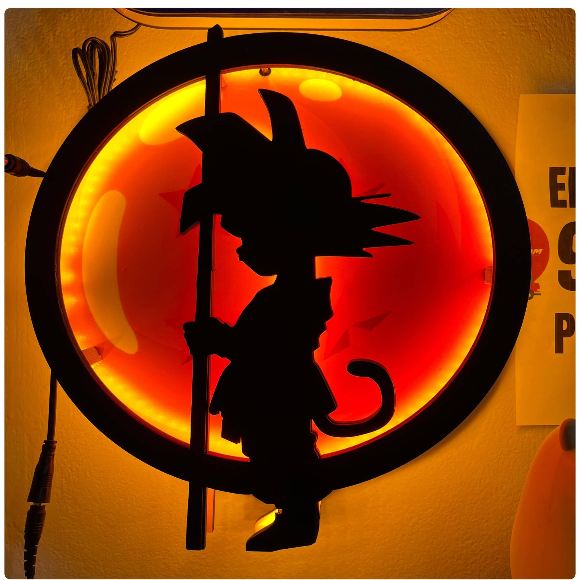 CUADRO LED GOKU