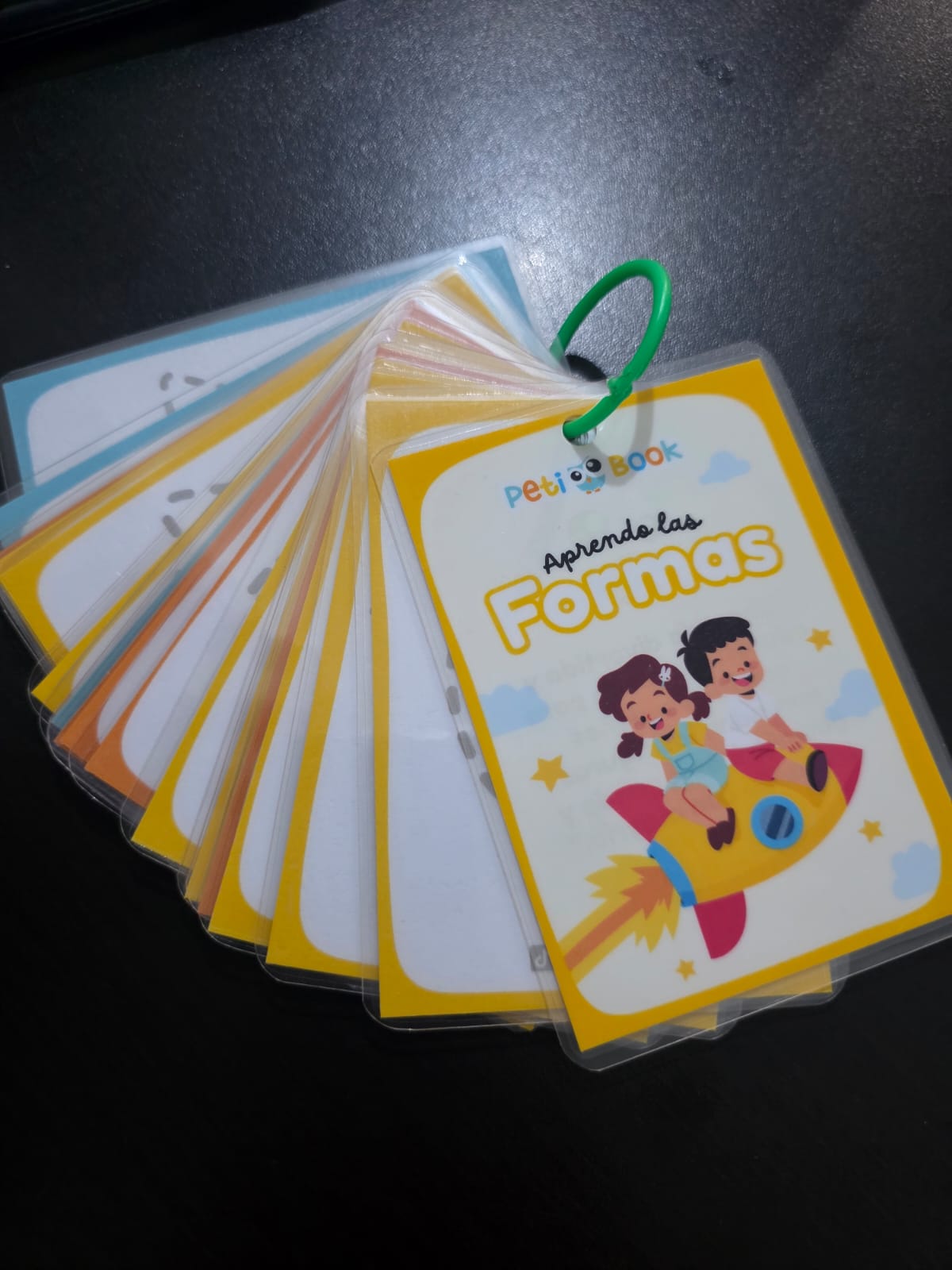 LLAVERO DE FORMAS TRAZOS