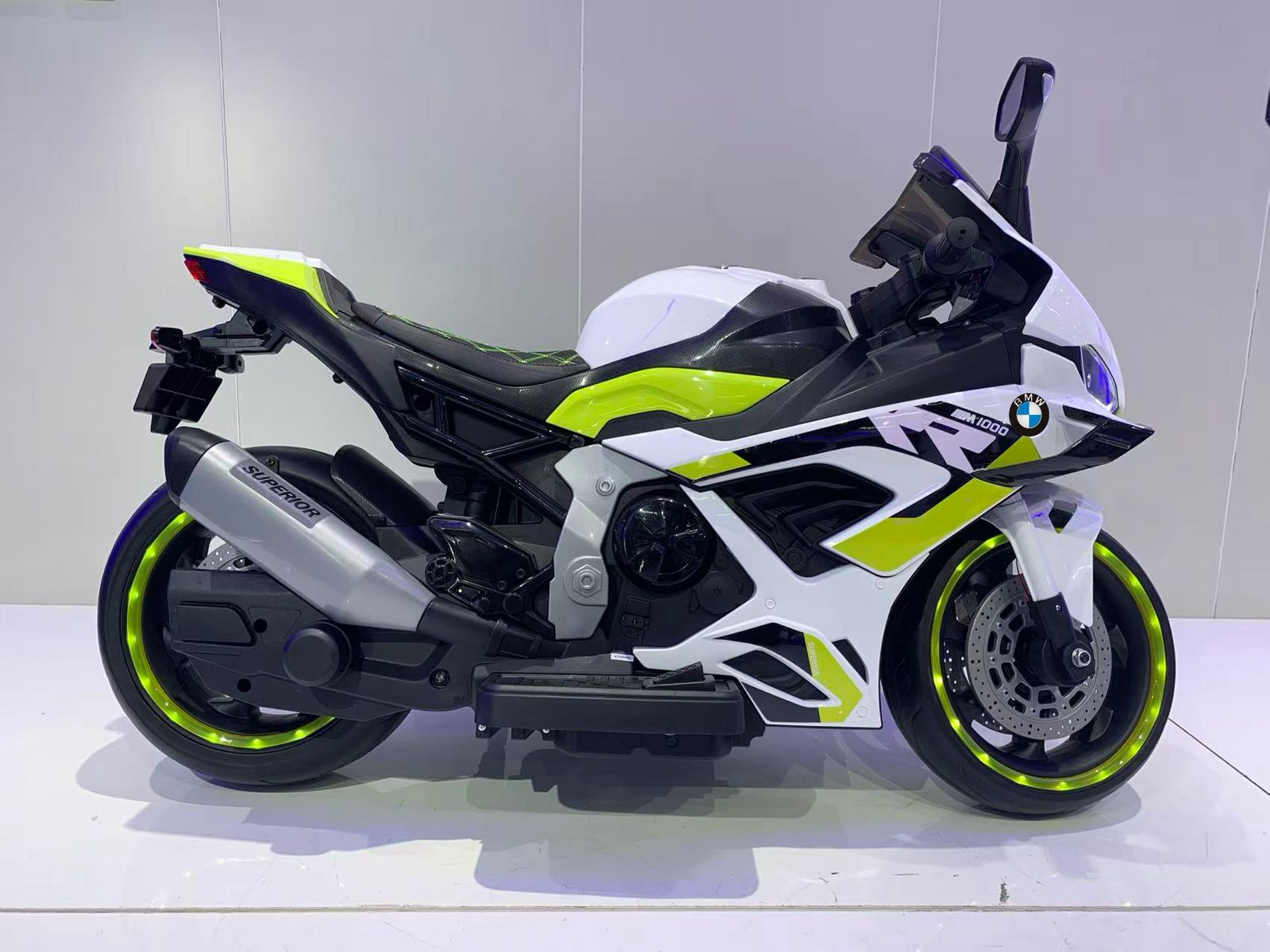 MOTO HALCON A BATERIA- PLASTICO- 12V