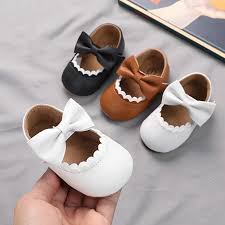 ZAPATOS DE BEBE EN MESES